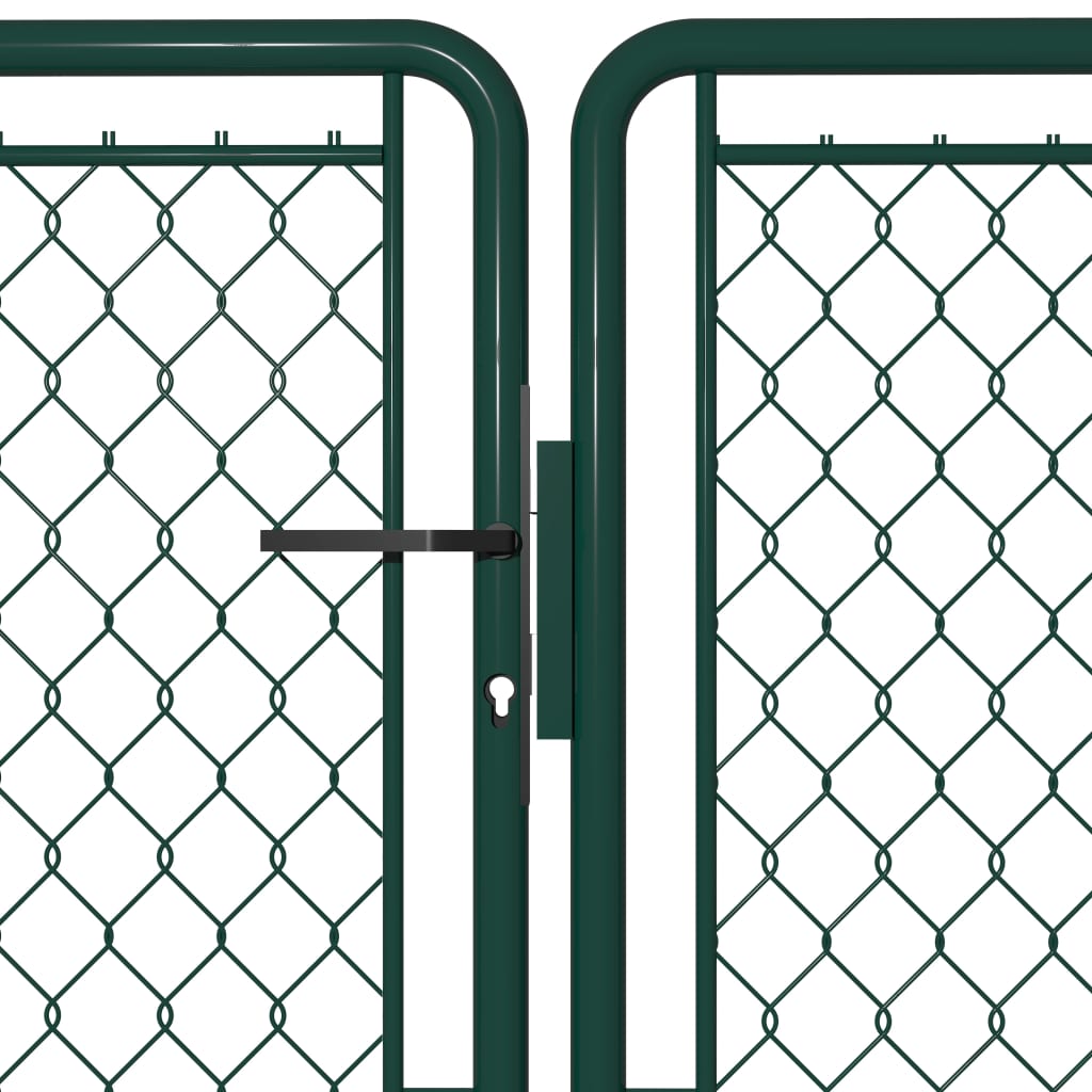 Deze hoogwaardige poort is een ideale ingang voor het hek rondom je tuin of terras. Deze stevige en duurzame poort is vervaardigd van robuust staal. Hij is roest- en corrosiebestendig en geschikt voor langdurig buitengebruik. Onze tuinpoort is gelast met dikke meshdraden die extra stevigheid bieden waardoor de poort een hoge mate van veiligheid biedt terwijl hij een fantastische toegang tot je eigendom vormt. De poort wordt geleverd inclusief een slot, kruk en grondpin.
