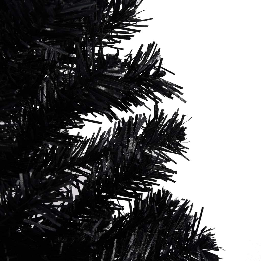 Deze zwarte kunstkerstboom vormt het opvallende middelpunt van je kerstversiering en creëert een unieke kerstsfeer! Deze kerstboom, gemaakt van PVC, heeft een levensechte vorm en uitstraling. De stalen poten zorgen voor extra stabiliteit. De kerstboom is ieder jaar weer te gebruiken waardoor hij een zeer voordelige keuze is ten opzichte van een echte boom. De energiezuinige LED-verlichting brandt prachtig en zorgt voor een gezellige kerstsfeer.